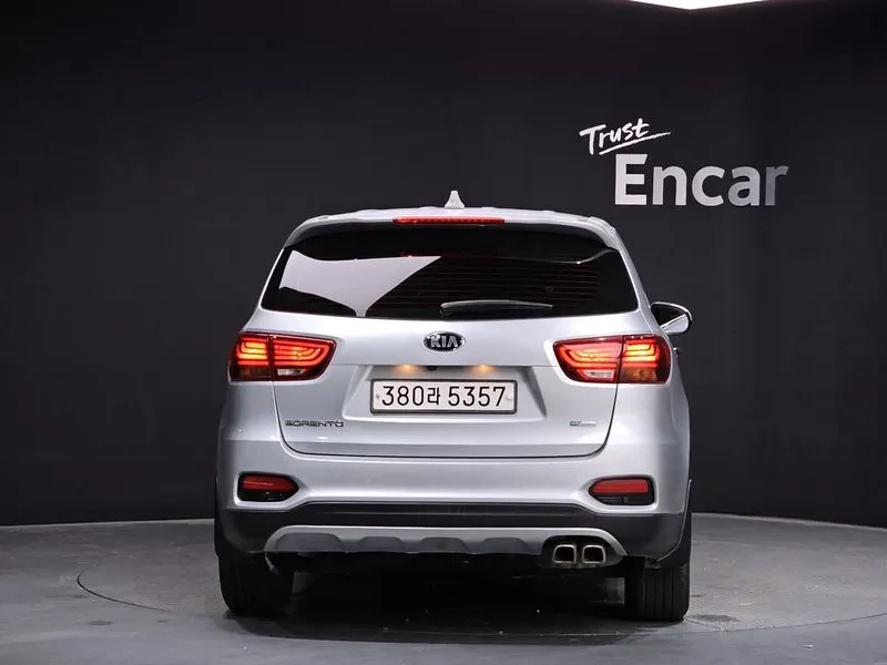 Kia Sorento DIESEL 2.0 2WD LUXURY | Mobile.bg � ����������� 4