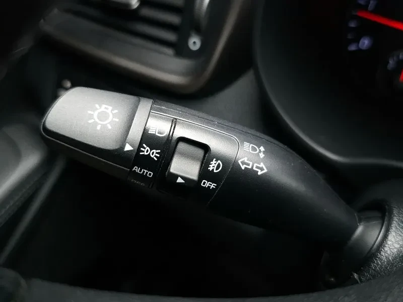 Kia Sorento DIESEL 2.0 2WD LUXURY | Mobile.bg � ����������� 17