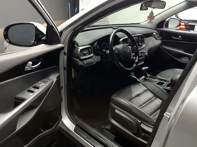 Kia Sorento DIESEL 2.0 2WD LUXURY | Mobile.bg � ����������� 10