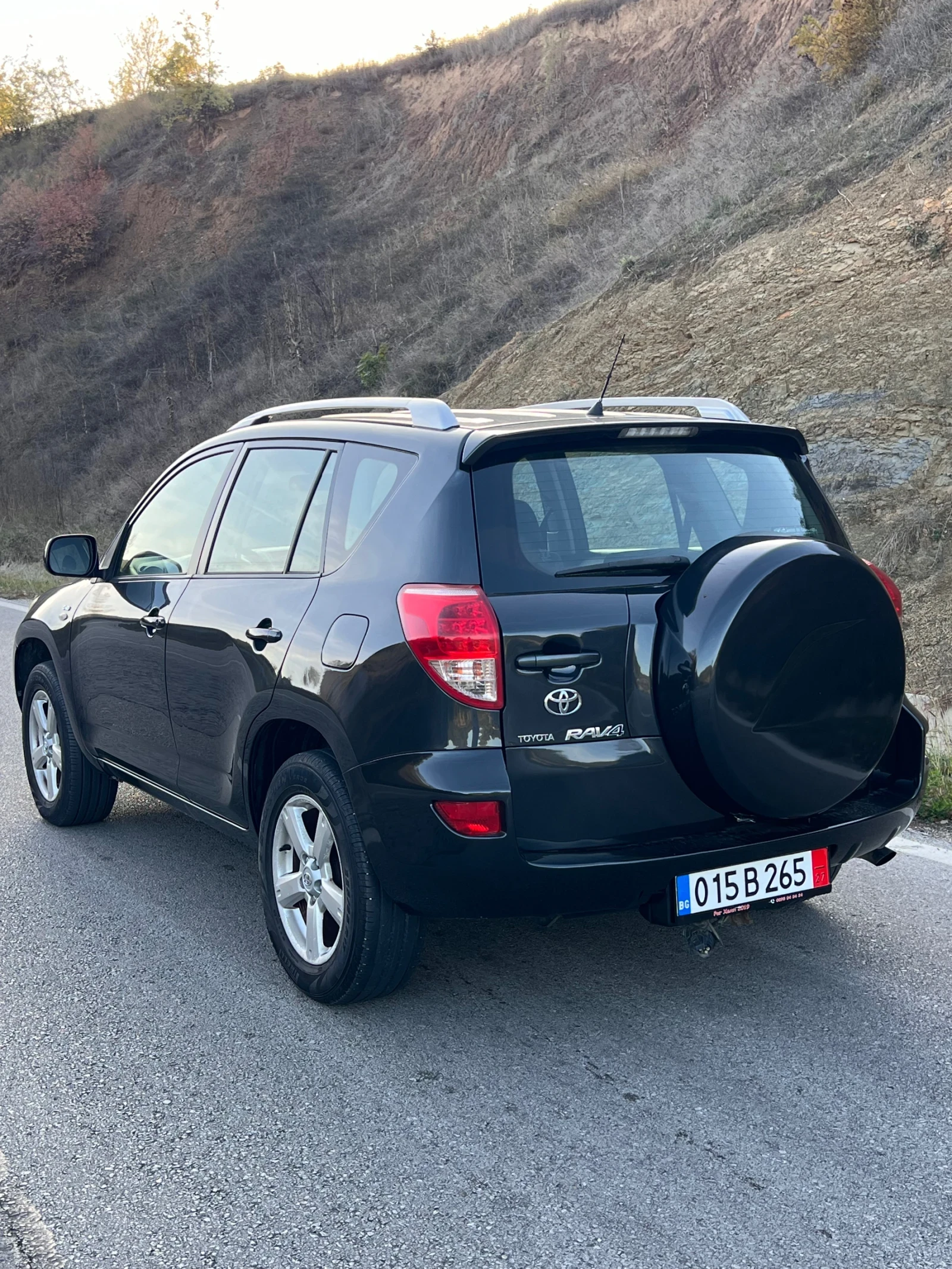 Toyota Rav4 2.2- D4D* 4х4* ИТАЛИЯ* #СЕРВИЗНА ИСТОРИЯ - изображение 7