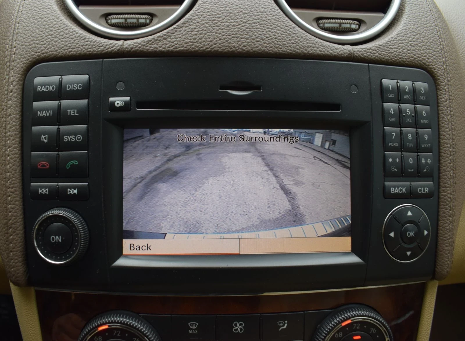 Mercedes-Benz GL 550  - изображение 7