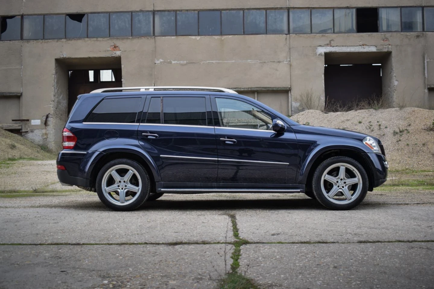 Mercedes-Benz GL 550  - изображение 4