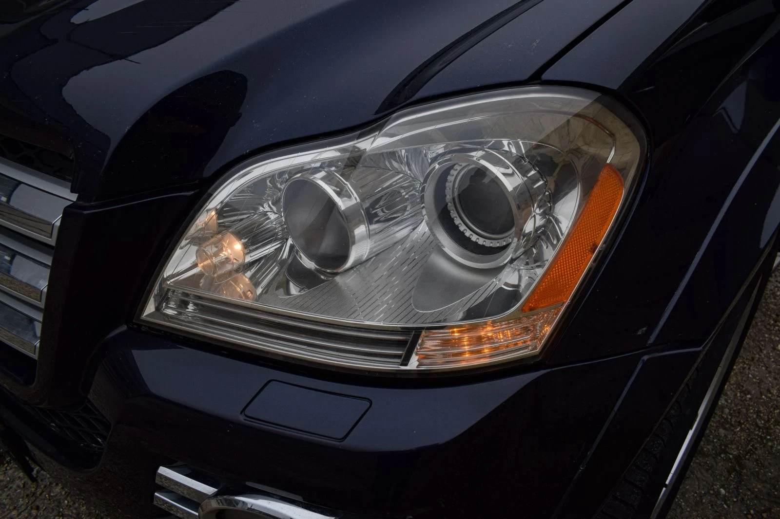 Mercedes-Benz GL 550  - изображение 5