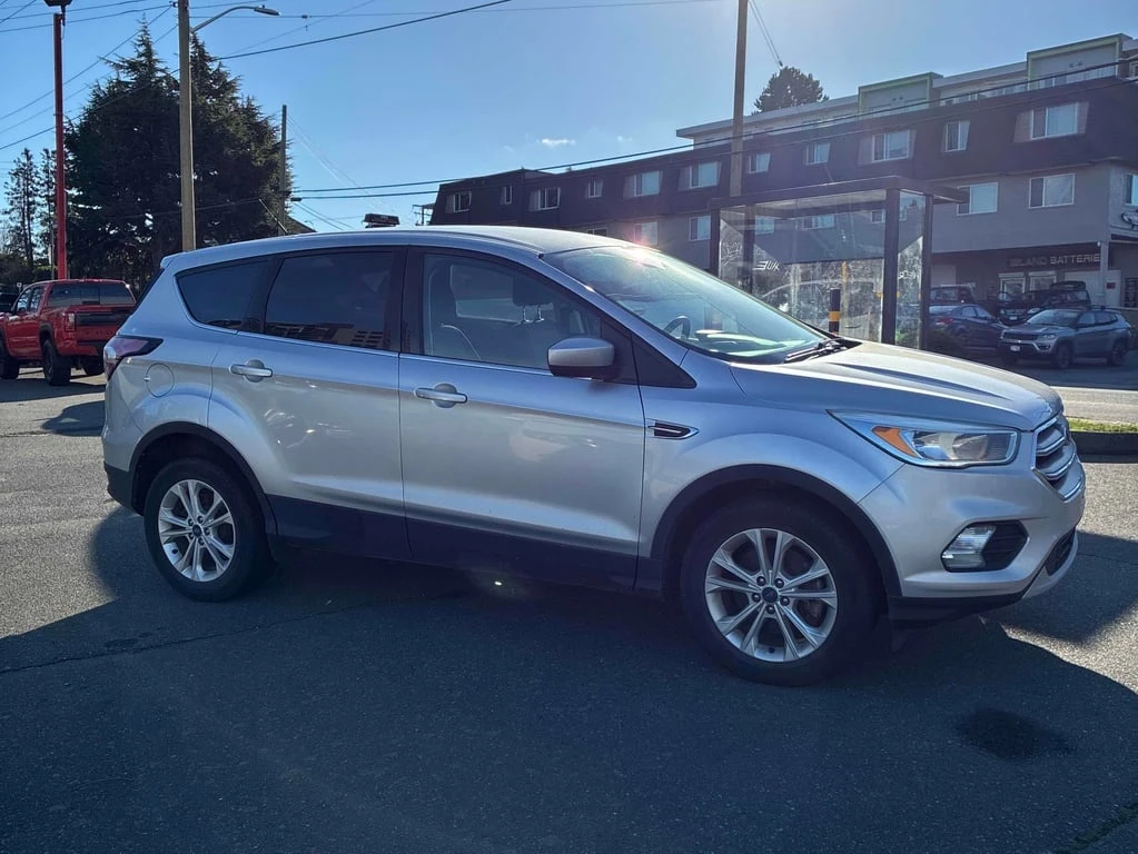 Ford Escape * SE * CARFAX * БЕЗ ПЪРВОНАЧАЛНА ВНОСКА - изображение 3