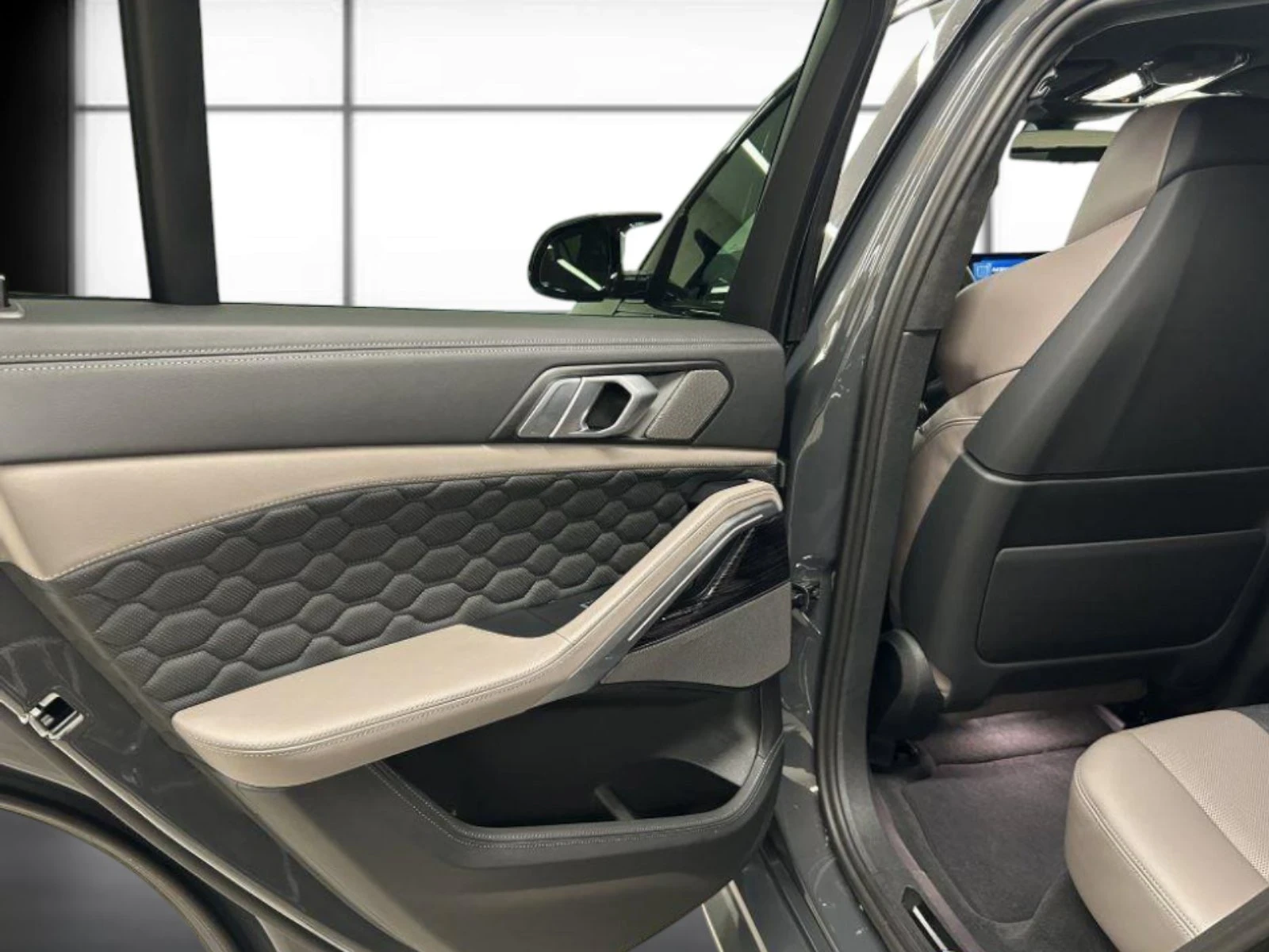 BMW X6 M COMPETITION* FACELIFT* SHADOW* H&K* �������� | Mobile.bg � ����������� 11