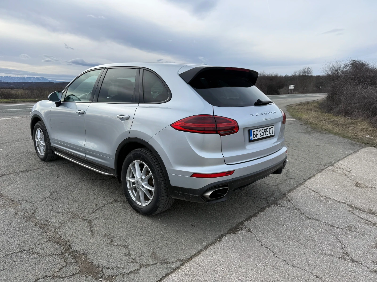 Porsche Cayenne 3.6 300к.с. РЕГИСТРИРАН, снимка 3 - Автомобили и джипове - 53954243