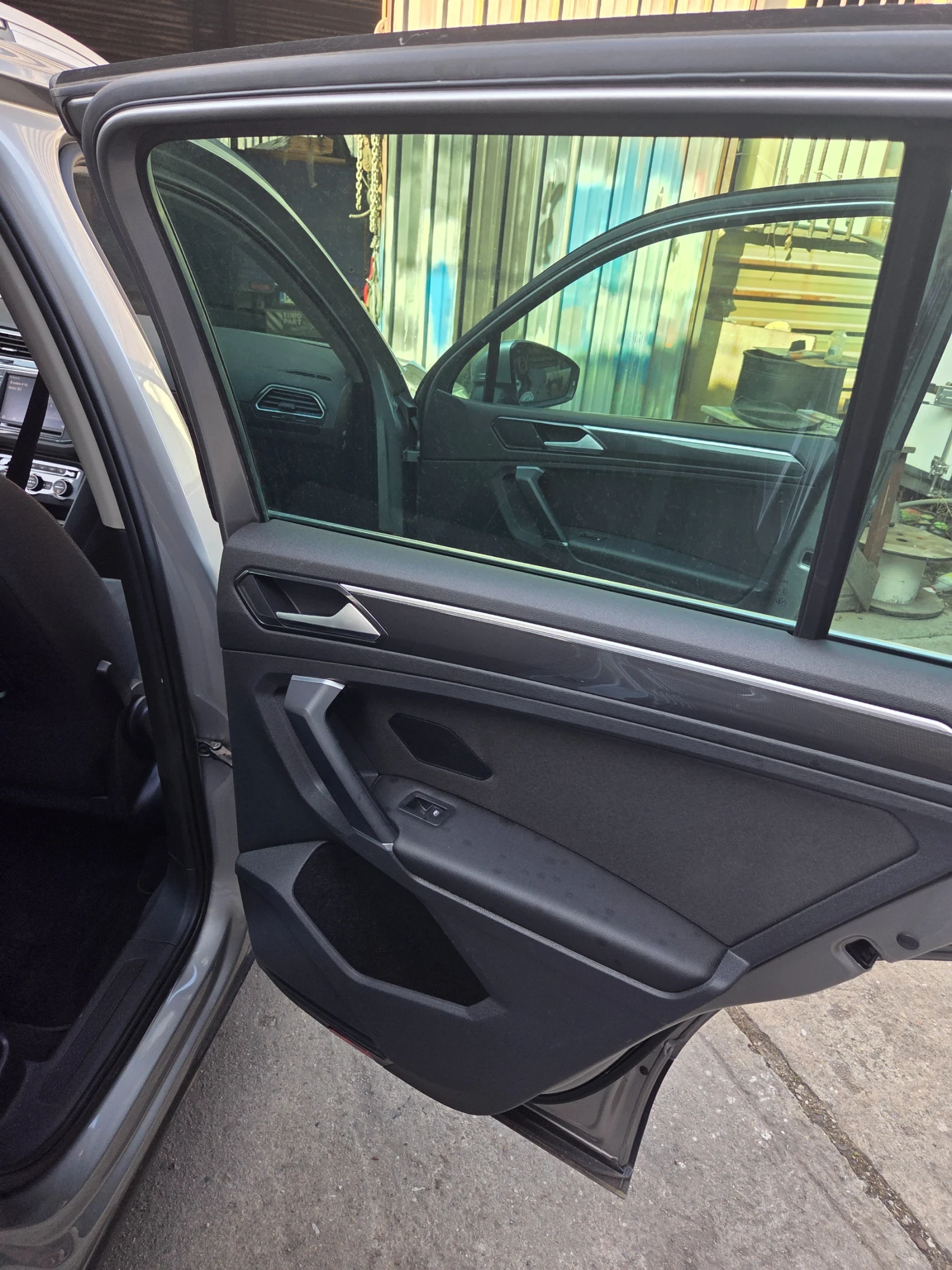 VW Tiguan | Mobile.bg � ����������� 12