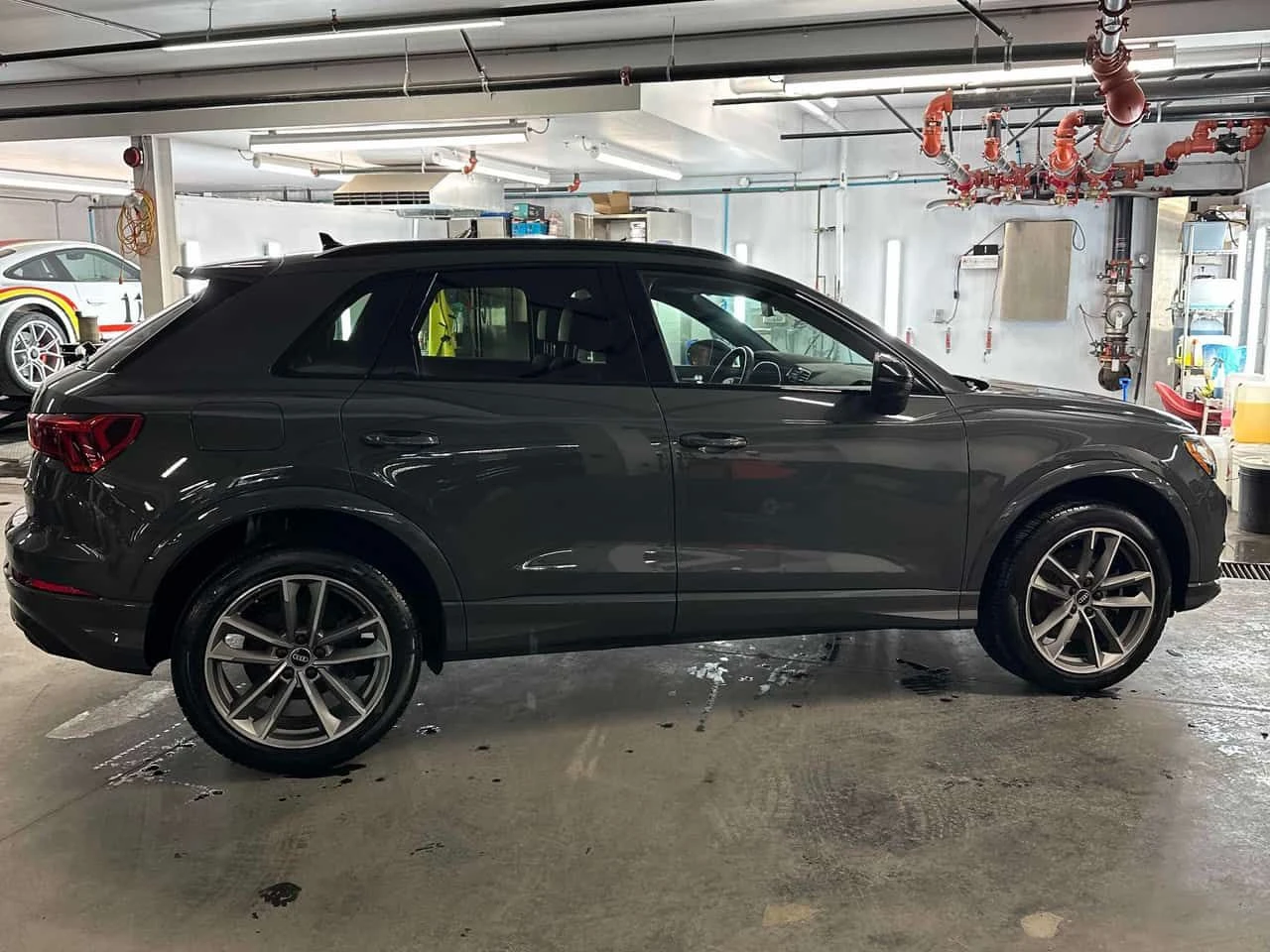 Audi Q3 Komfort  CARFAX | Mobile.bg � ����������� 3