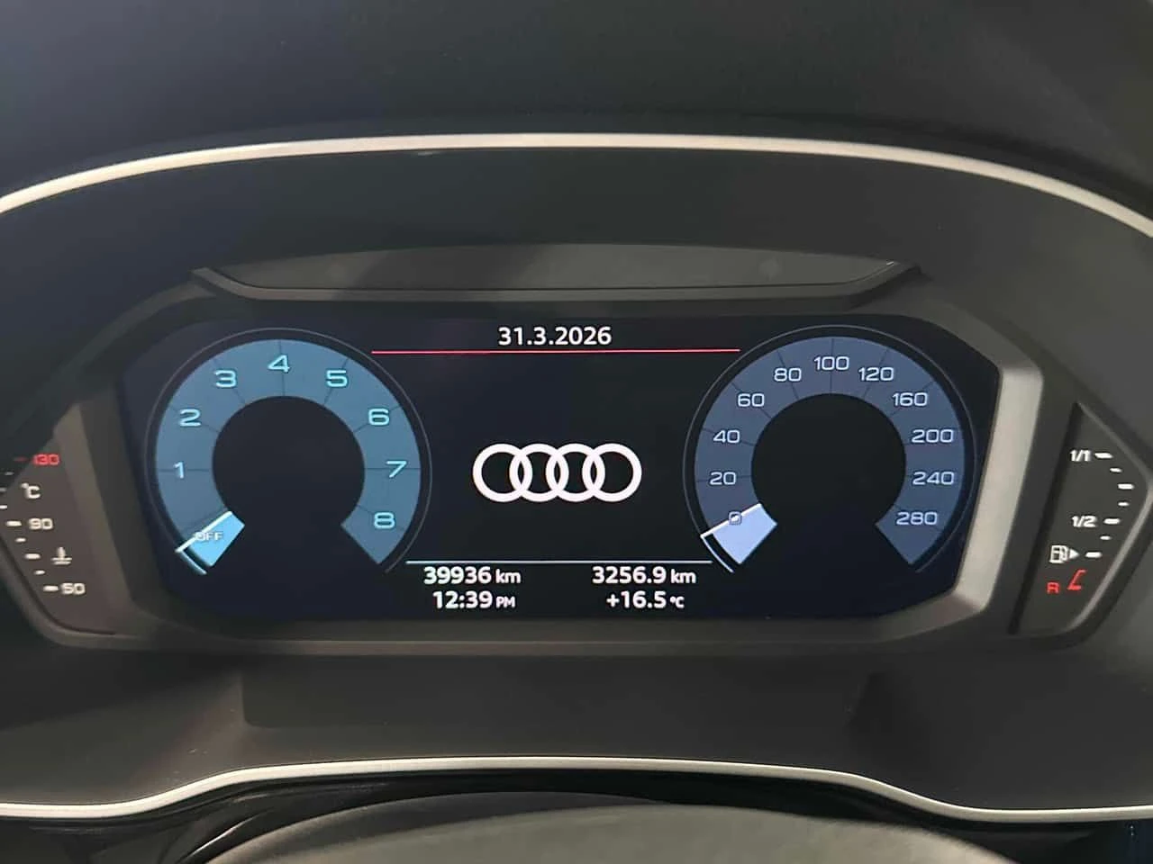 Audi Q3 Komfort  CARFAX | Mobile.bg � ����������� 8