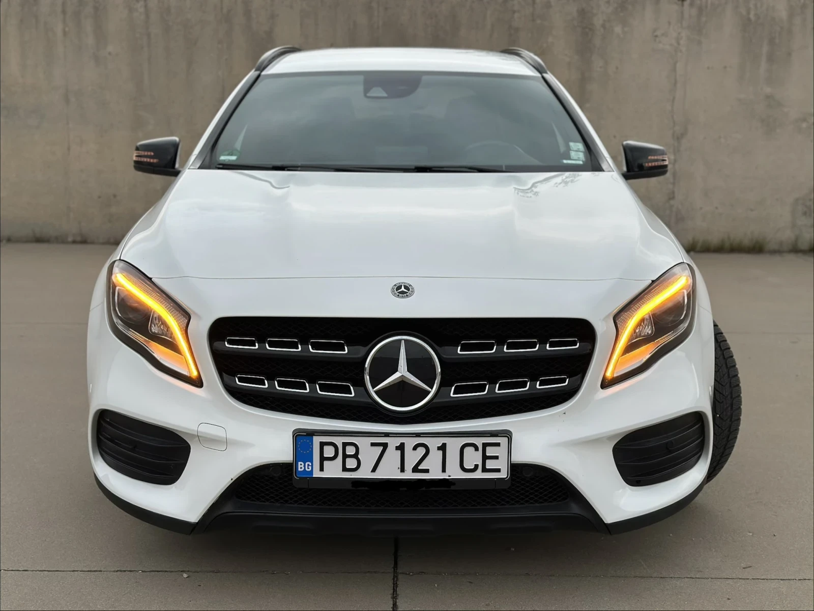 Mercedes-Benz GLA 220 CDI* NAVI* LED* DYNAMIC SELE, снимка 3 - Автомобили и джипове - 54372272