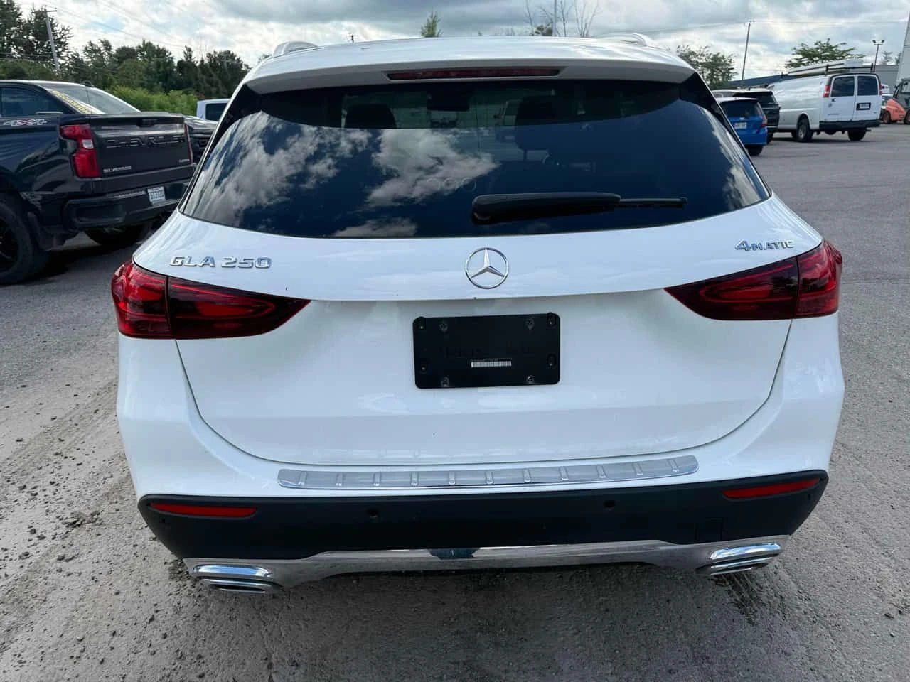 Mercedes-Benz GLA * 250 * CARFAX * ОПЦИЯ ЗА ФИНАНСИРАНЕ , снимка 4 - Автомобили и джипове - 55724307