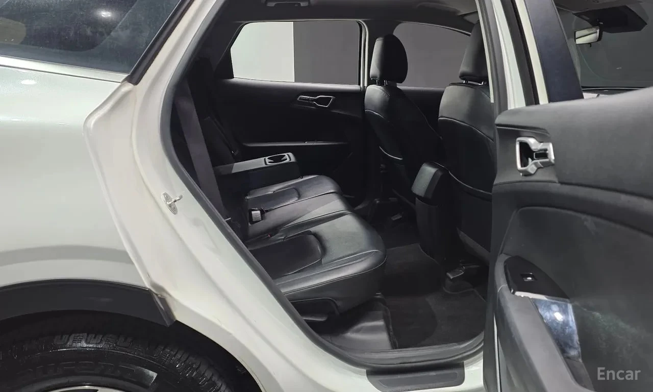 Kia Sportage  Gasoline 1.6 Turbo 2WD * БЕЗ ПЪРВОНАЧАЛНА ВНОСКА, снимка 11 - Автомобили и джипове - 55897945