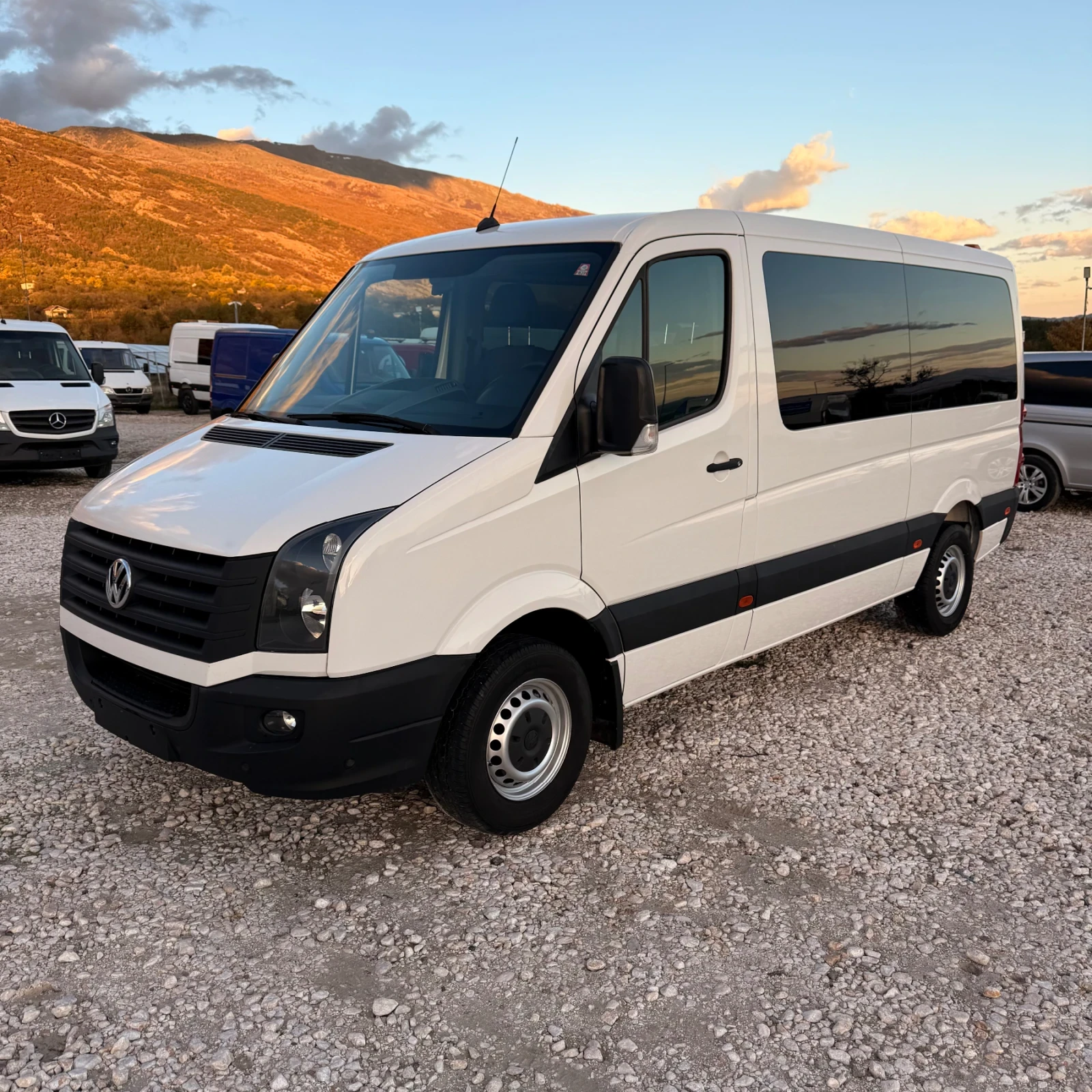 VW Crafter 9---2.0TDi-6 | Mobile.bg   1