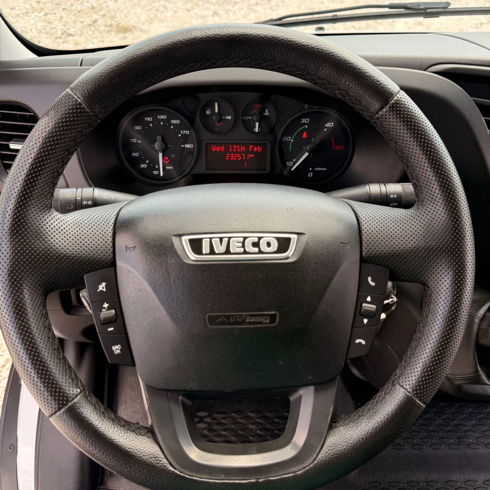 Iveco 35c15 Пътна-Помощ-3.5тона-Клима-Евро5, снимка 12 - Бусове и автобуси - 55176753