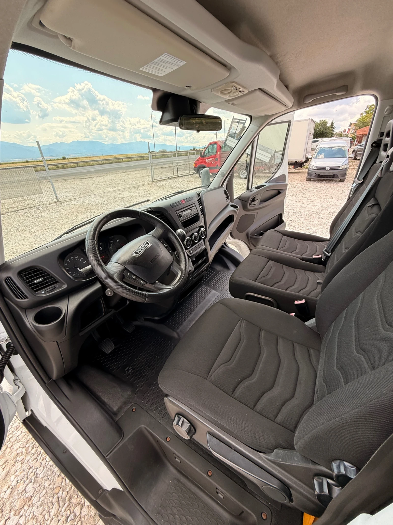Iveco 35c15 Пътна-Помощ-3.5тона-Клима-Евро5, снимка 10 - Бусове и автобуси - 55176753