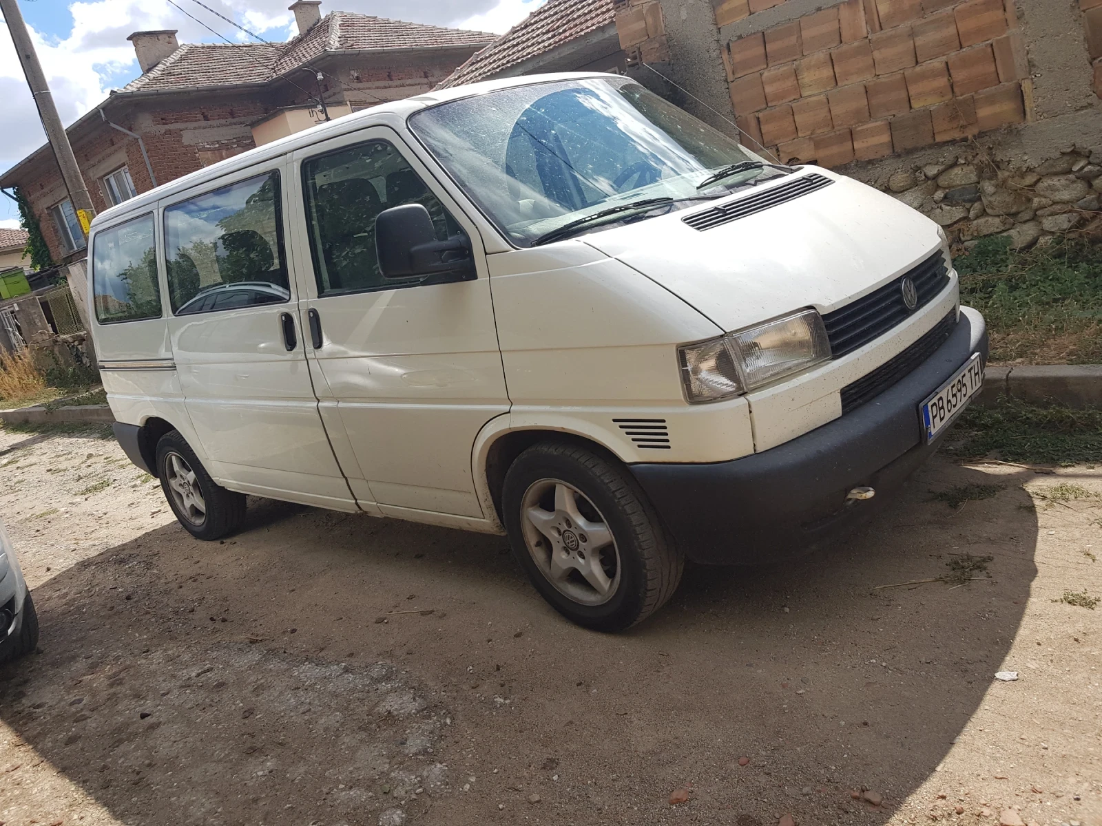 VW T4, снимка 3 - Бусове и автобуси - 56266371