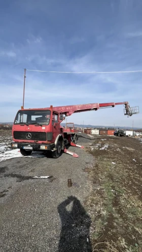 Mercedes-Benz 1622 Работеща 22 метрова автовишка, снимка 1