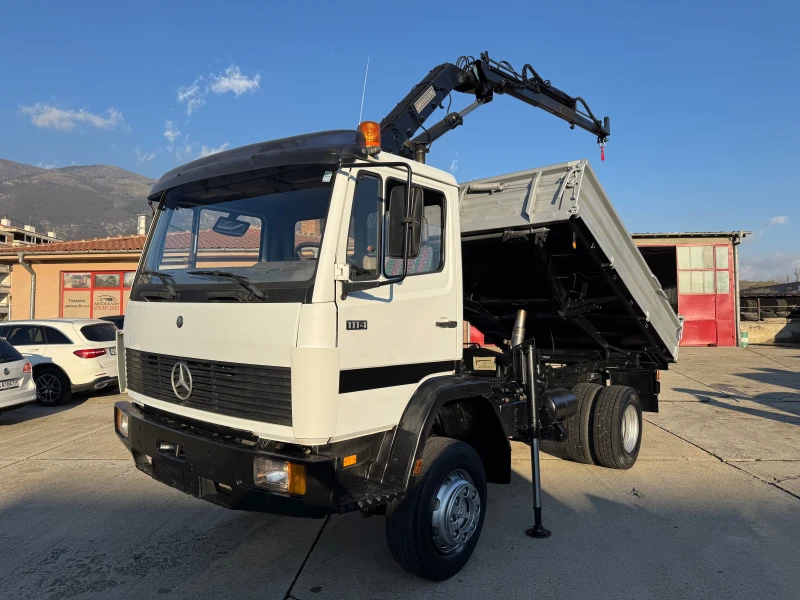 Mercedes-Benz 1114 тристранен самосвал с кран