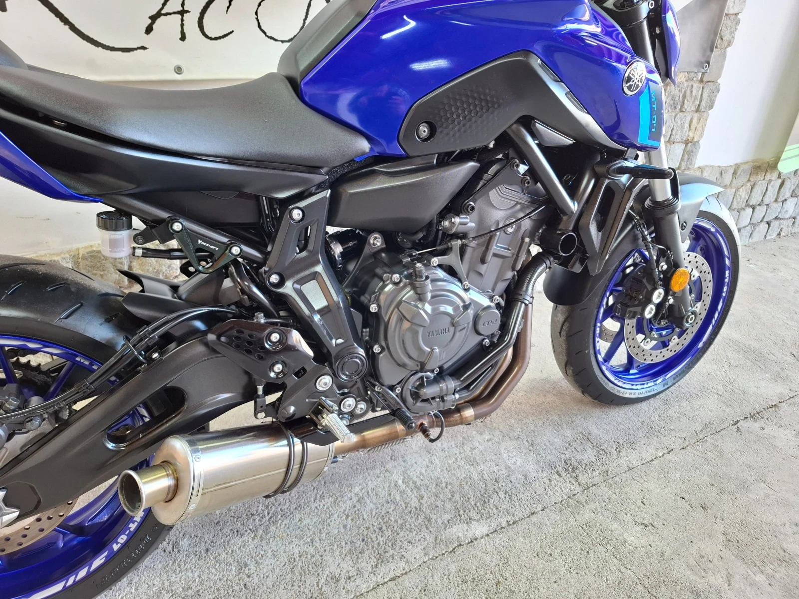Yamaha Mt-07 ABS / FULL LED * * * , снимка 11 - Мотоциклети и мототехника - 54424728