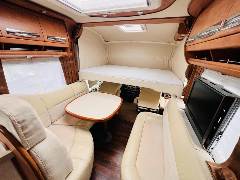 Кемпер Carthago Chic High Liner 59 Iveco, снимка 7 - Каравани и кемпери - 53397031