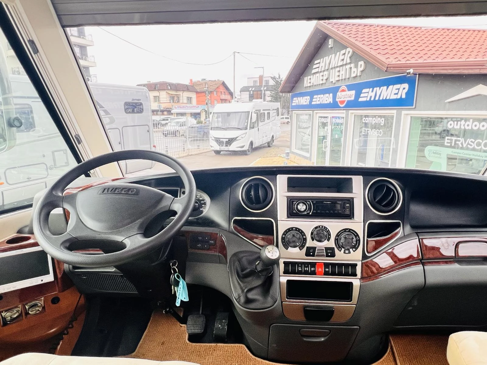 ������ Carthago Chic High Liner 59 Iveco | Mobile.bg � ����������� 5