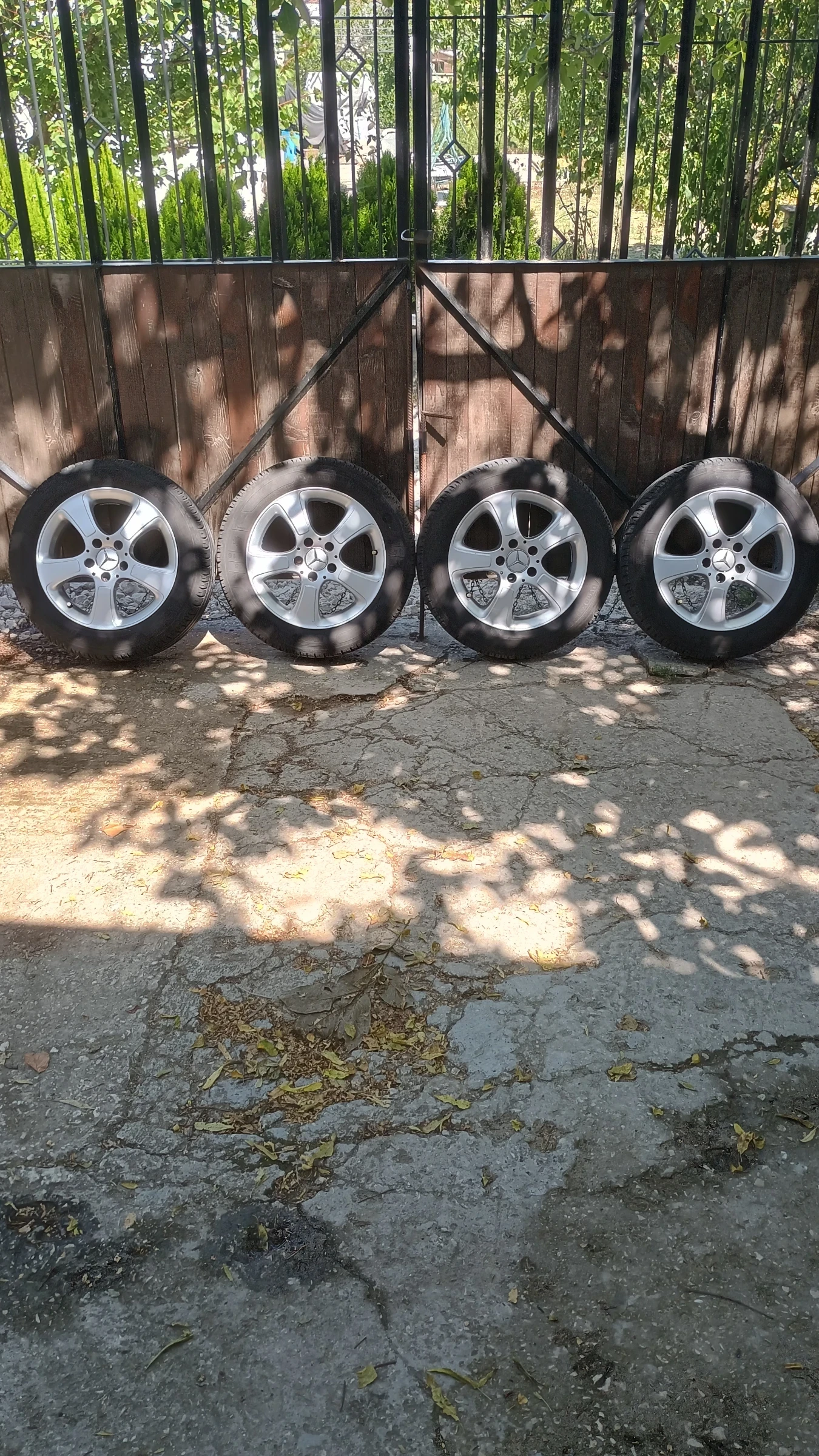 ���� � ������ 205/55R16 �� Mercedes-Benz | Mobile.bg � ����������� 1