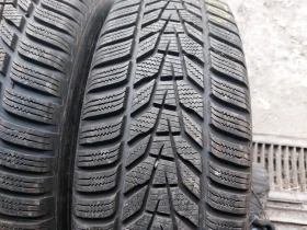 Гуми Зимни 215/65R17, снимка 3 - Гуми и джанти - 44892672