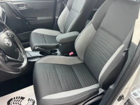 Toyota Auris 1.8Hybrid Active - Сервизна история в Toyota, снимка 12