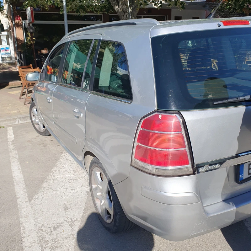 Opel Zafira 1.6i, снимка 7 - Автомобили и джипове - 47275347