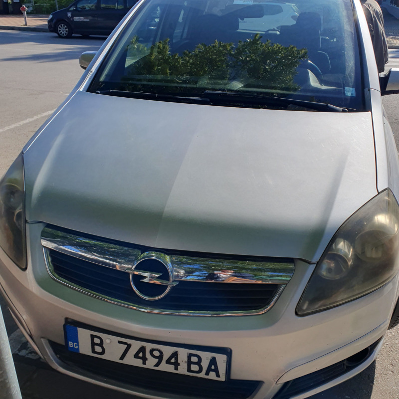 Opel Zafira 1.6i, снимка 9 - Автомобили и джипове - 45982029