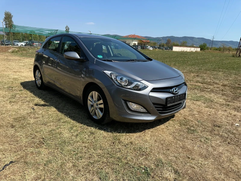 Hyundai I30 1.4 I LED. Euro 5, снимка 3 - Автомобили и джипове - 47283662