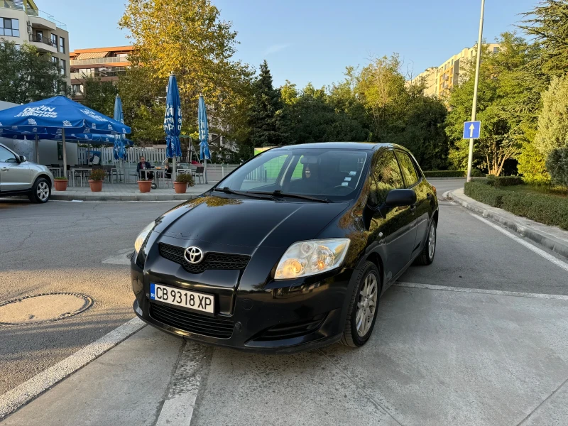 Toyota Auris 1.4 D4D, снимка 2 - Автомобили и джипове - 47480630