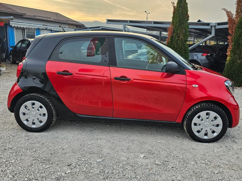 Smart Forfour 1.0 БЕНЗИН EURO 6b! ! КЛИМАТИК, снимка 6 - Автомобили и джипове - 47775806