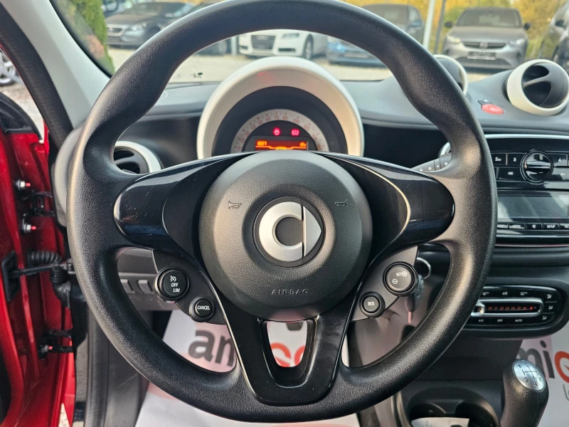 Smart Forfour 1.0 БЕНЗИН EURO 6b! ! КЛИМАТИК, снимка 17 - Автомобили и джипове - 47775806