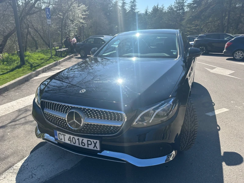 Mercedes-Benz E 200, снимка 1 - Автомобили и джипове - 49588778