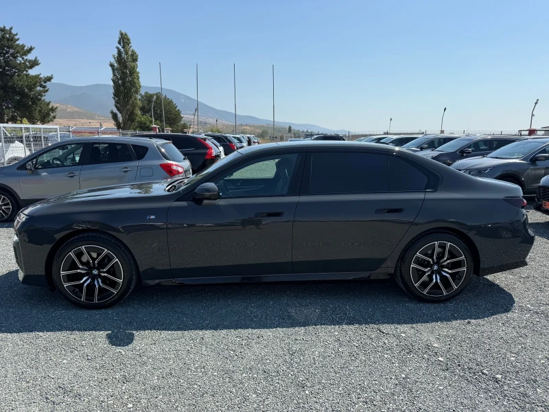 BMW 740 КОЛЕДНО НАМАЛЕНИЕ!!(KATO НОВА)^(X-Drive)^(M-Paket), снимка 9 - Автомобили и джипове - 51444080