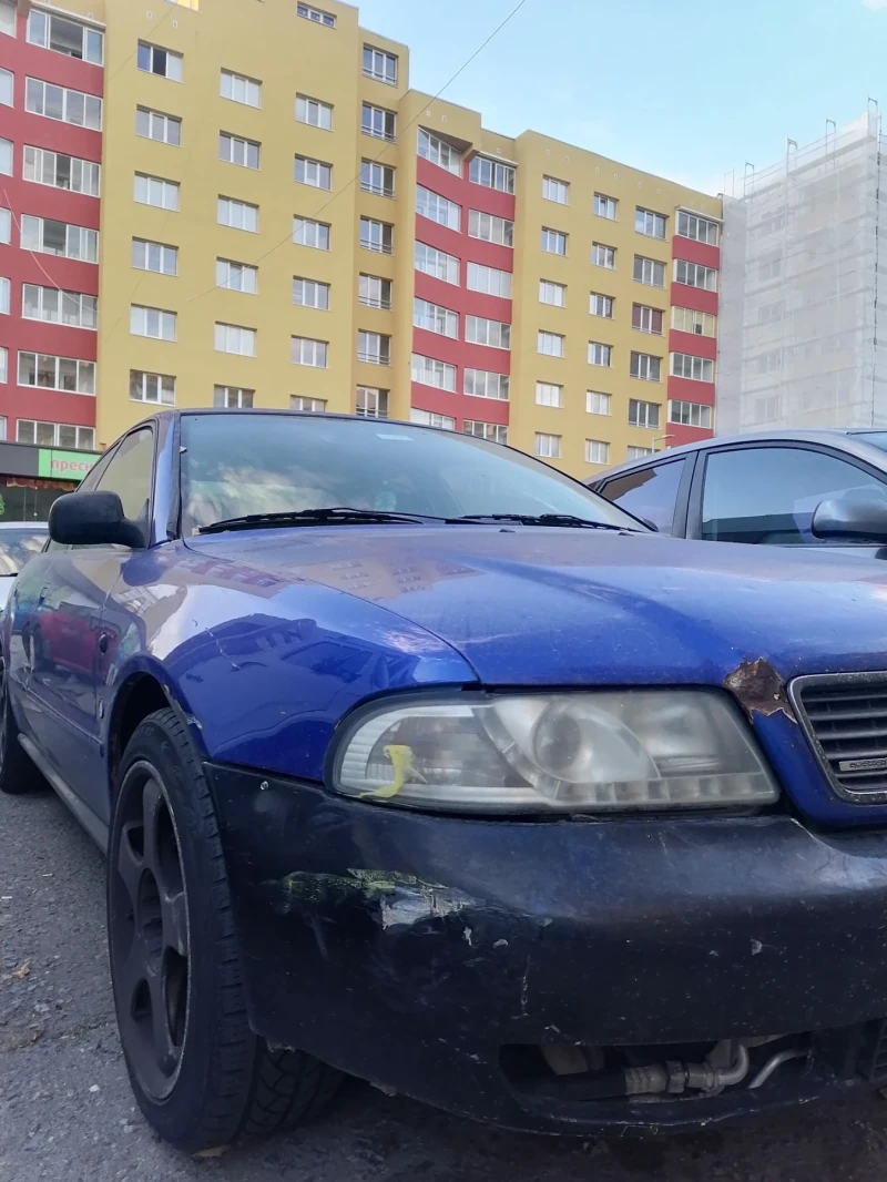 Audi A4 2.6, снимка 4 - Автомобили и джипове - 52646124