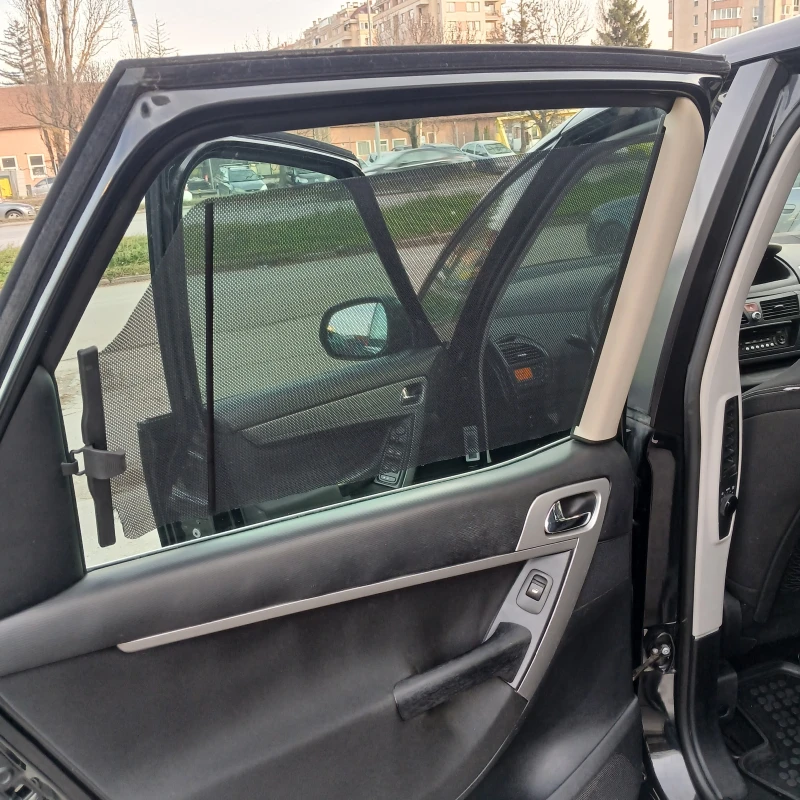 Citroen C4 Picasso, снимка 15 - Автомобили и джипове - 52855739