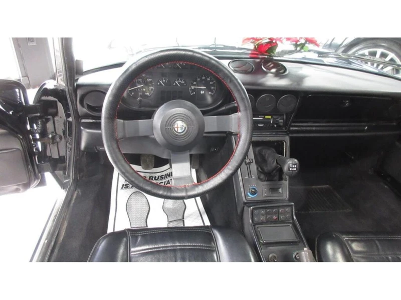 Alfa Romeo Spider * Graduate Spyder Injection * CARFAX * ЦЕНА ДО БГ, снимка 8 - Автомобили и джипове - 53020565