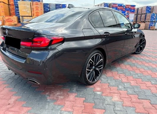 BMW 530 d xDrive M Sport, снимка 5 - Автомобили и джипове - 47044662