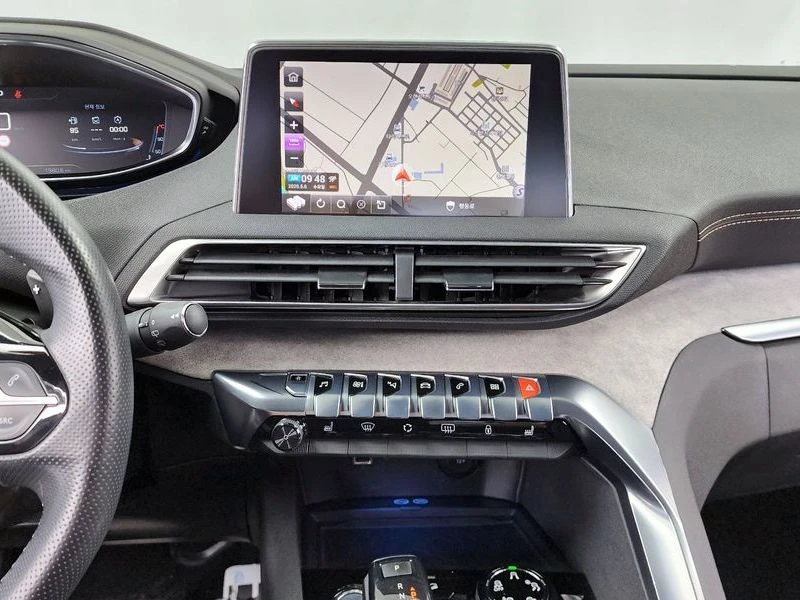 Peugeot 3008 2.0 BlueHDi GT, снимка 14 - Автомобили и джипове - 54587241