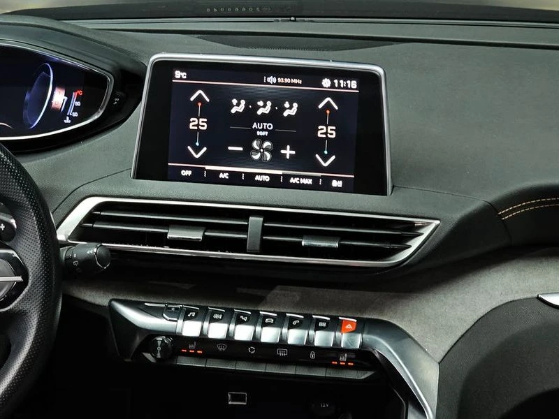 Peugeot 3008 2.0 BlueHDi GT, снимка 14 - Автомобили и джипове - 54587241