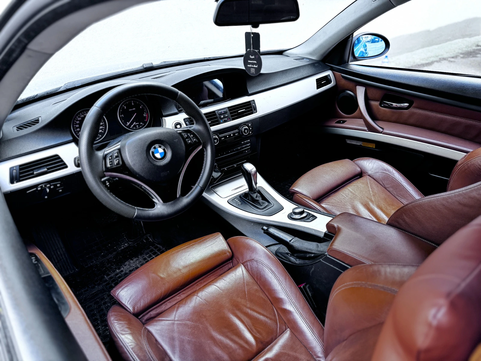 BMW 330  - изображение 10