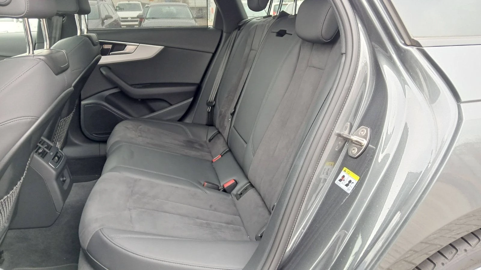 Audi A4 50 TDI/S-LINE/286HP/QUATTRO/PANO/MATRIX/360/123e - изображение 8