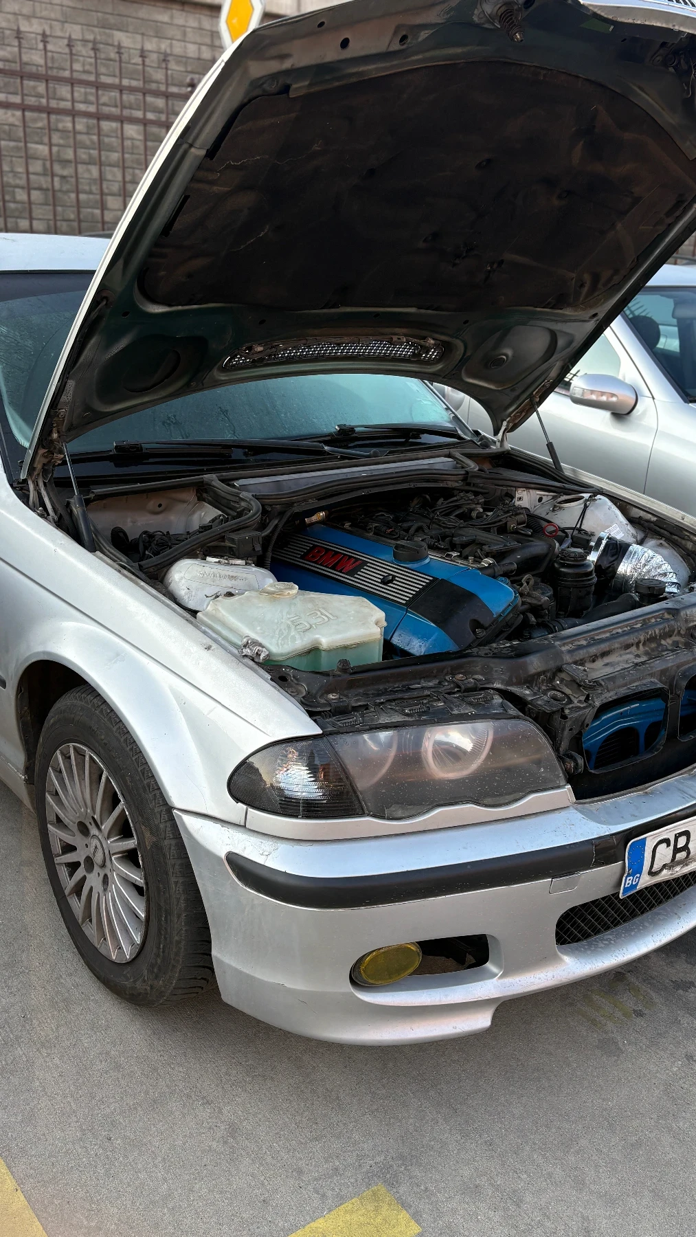 BMW 320 320i - изображение 6