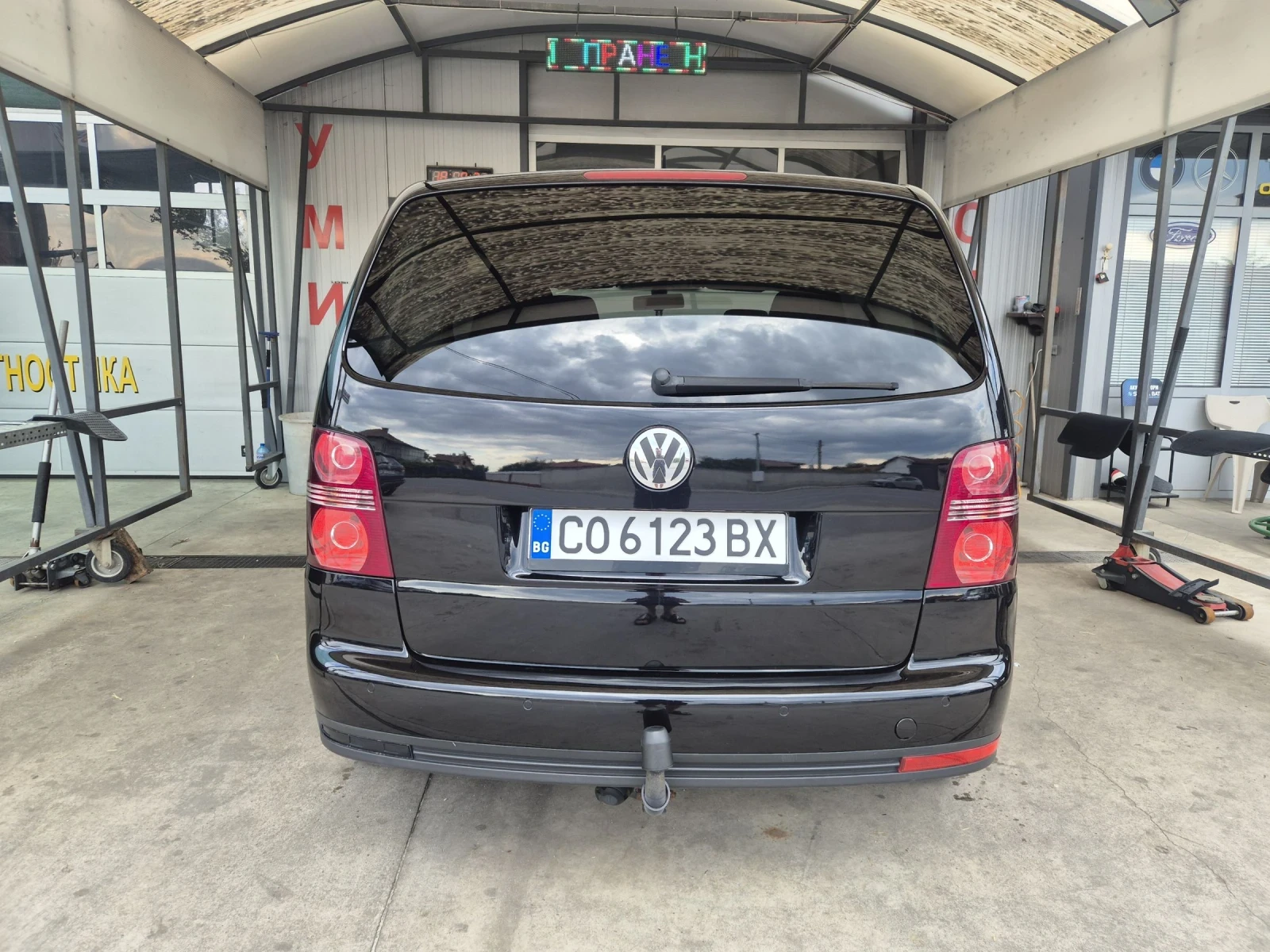 VW Touran 2.0TDI 170кс. Фейслифт  - изображение 5