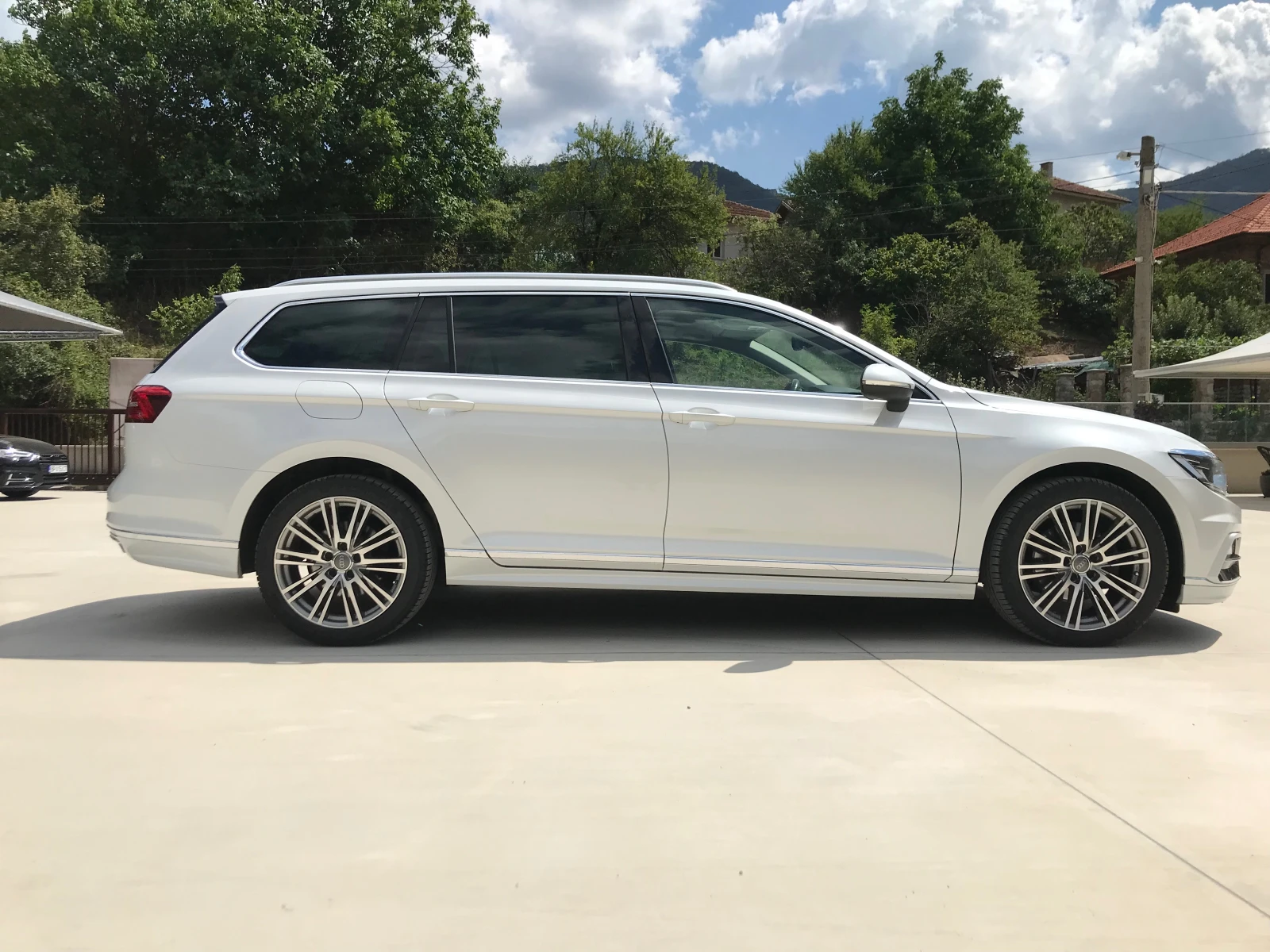 VW Passat 2, 0tdi.190k.R-line. - изображение 4