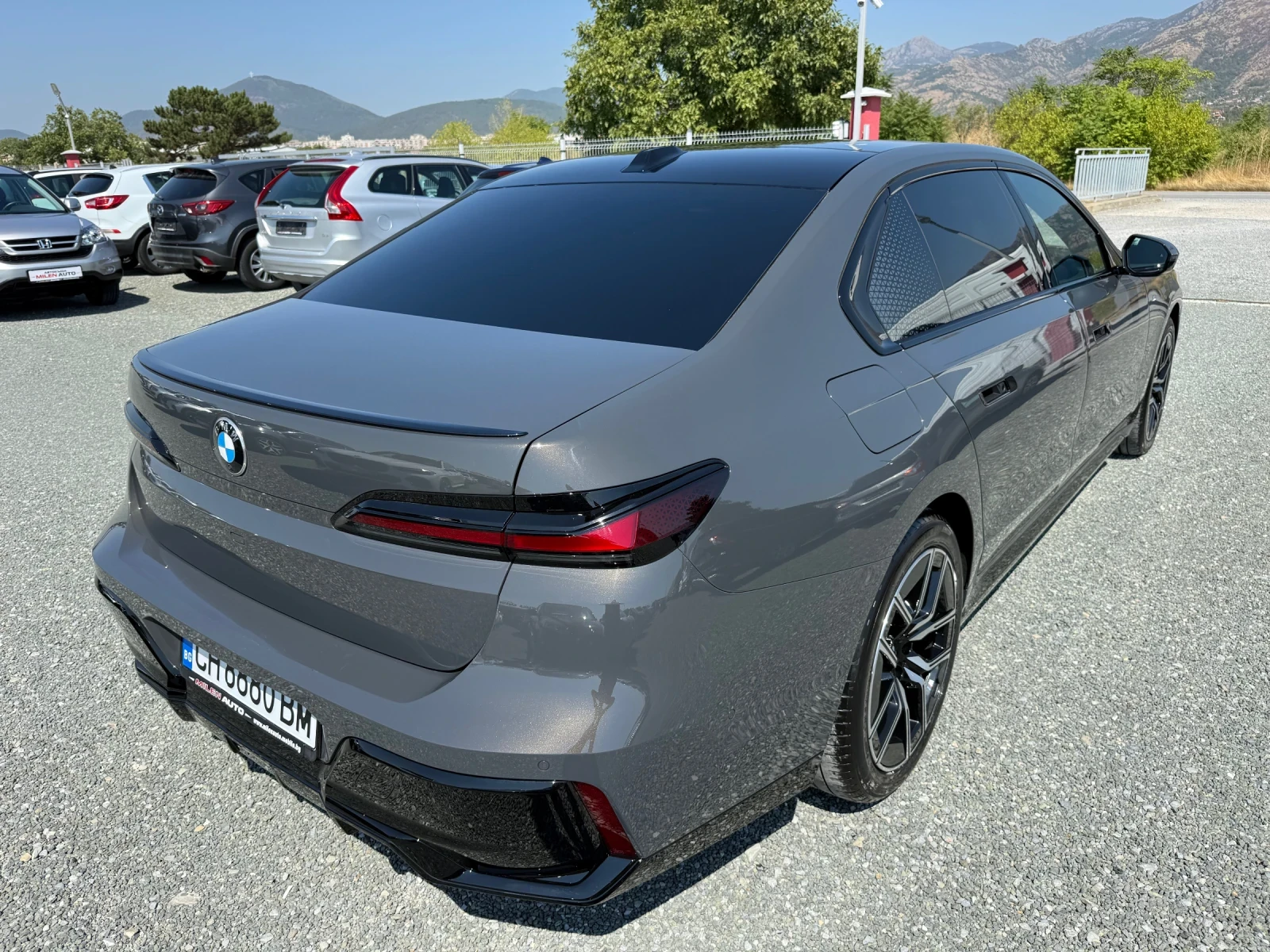 BMW 740 (KATO НОВА)^(X-Drive)^(M-Paket) - изображение 6