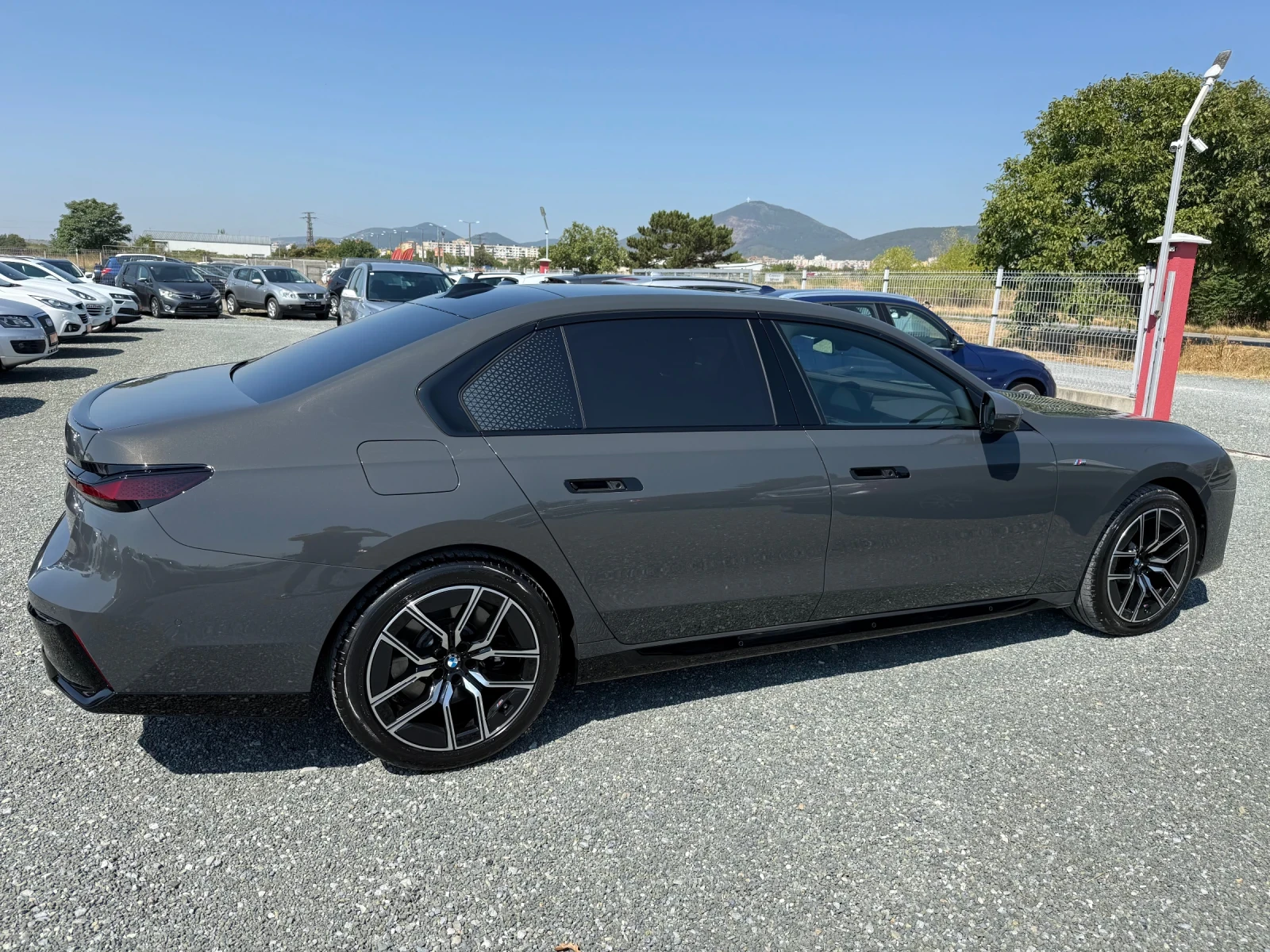 BMW 740 (KATO НОВА)^(X-Drive)^(M-Paket) - изображение 5