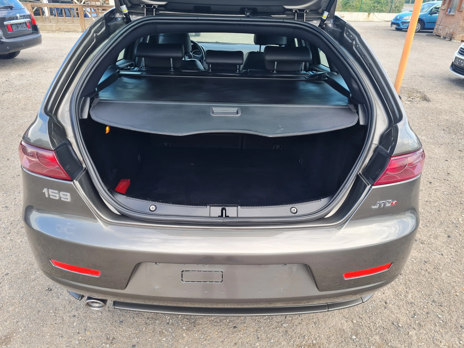 Alfa Romeo 159 1.9JTDm  - изображение 7